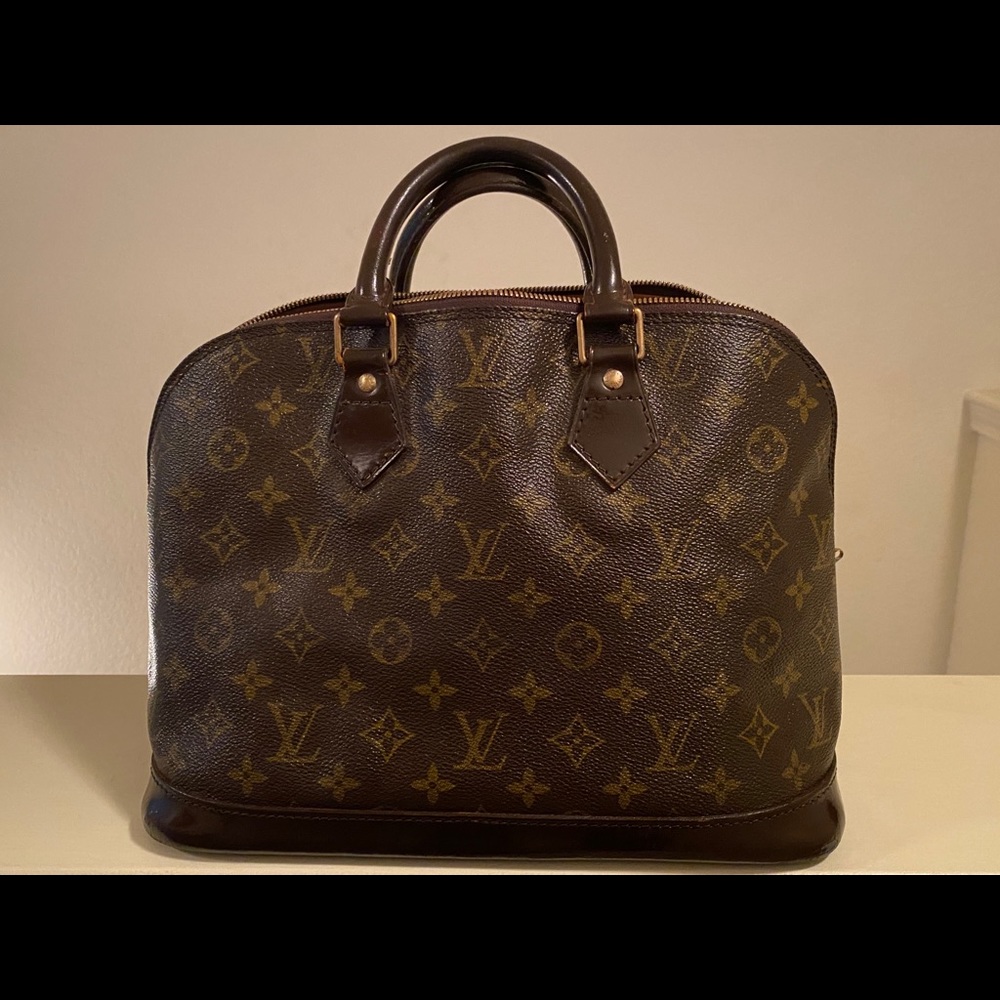 Louis Vuitton Alma PM Authentic